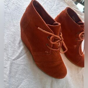 Toms Rust Wedge Ankle Boots